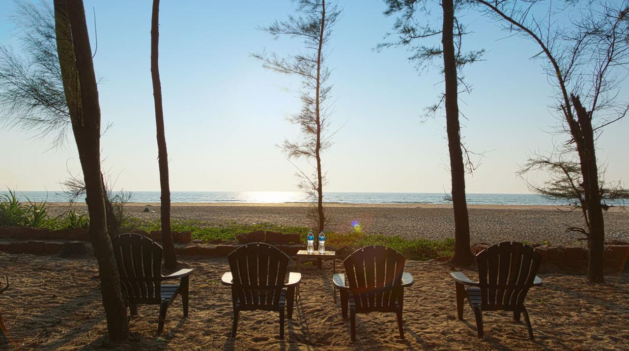 Blue Ocean Sands - On The Beach Kumta エクステリア 写真