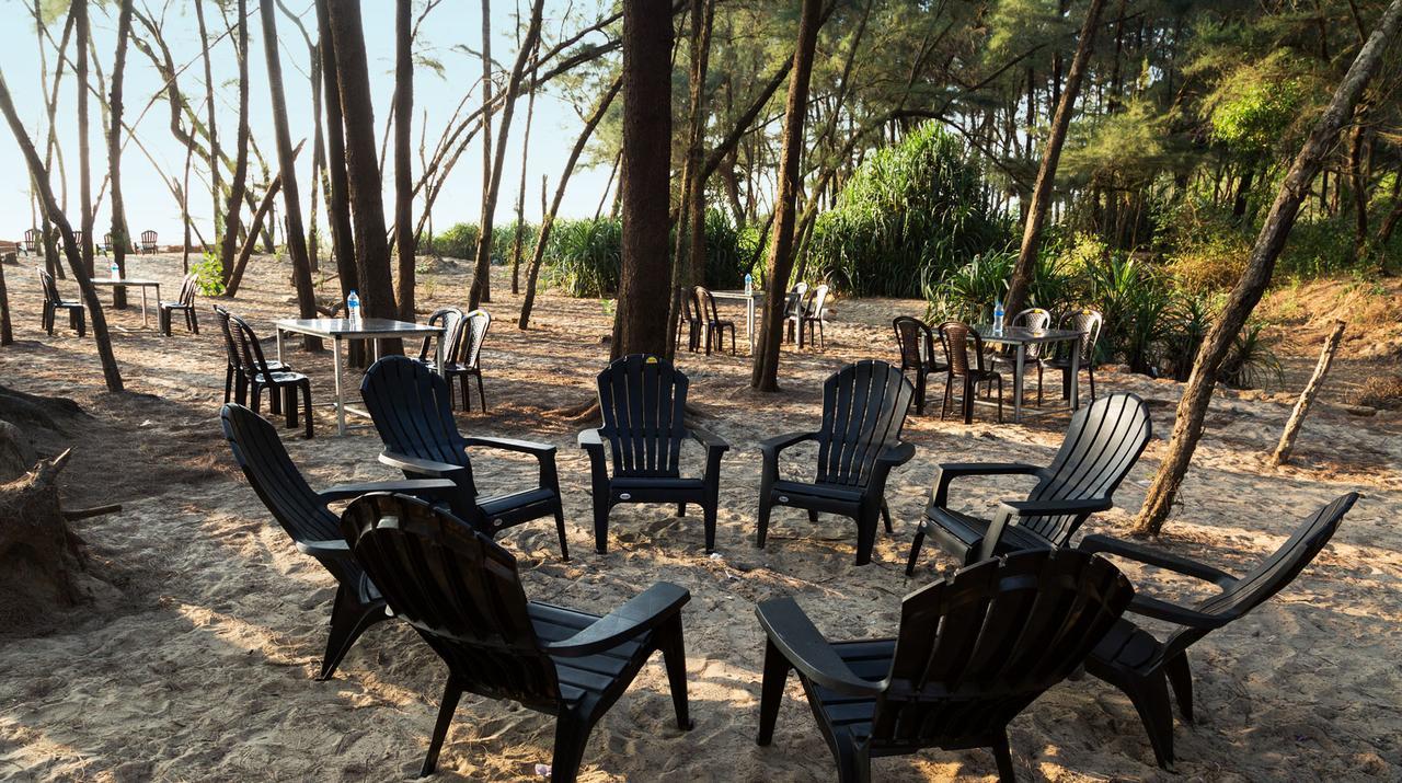 Blue Ocean Sands - On The Beach Kumta エクステリア 写真